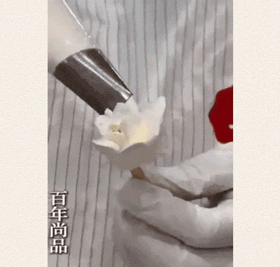半岛·综合体育上海市花被凯司令做成蛋糕了？上海市民：DNA动了满满的童年味道！(图6)